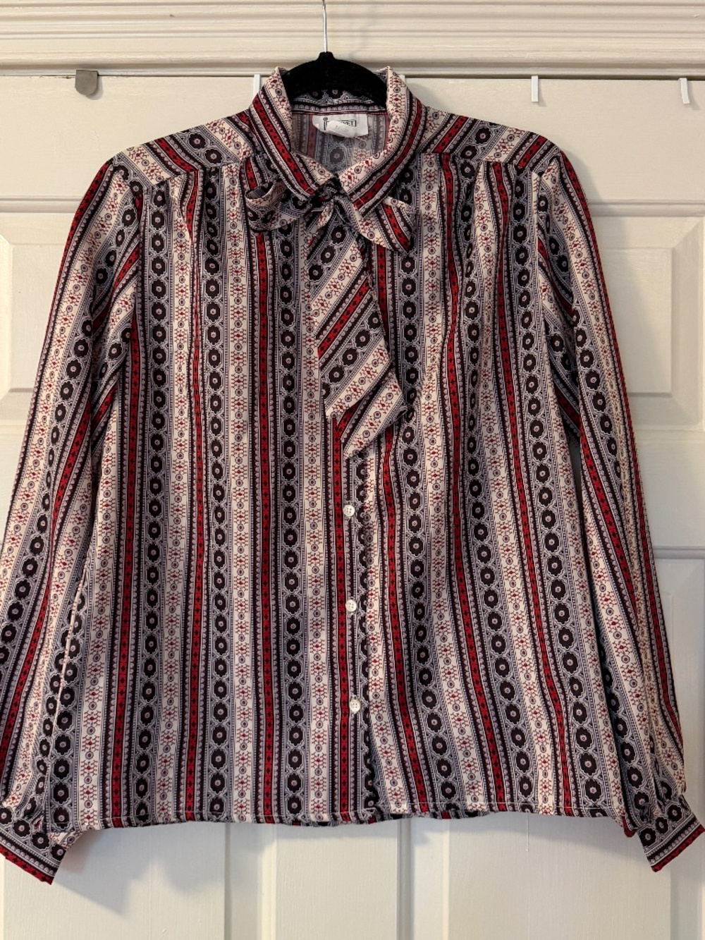 Vintage Made in USA Cricket Lane Blouse Women's 12 Button-Up Neck Bow Patterned
